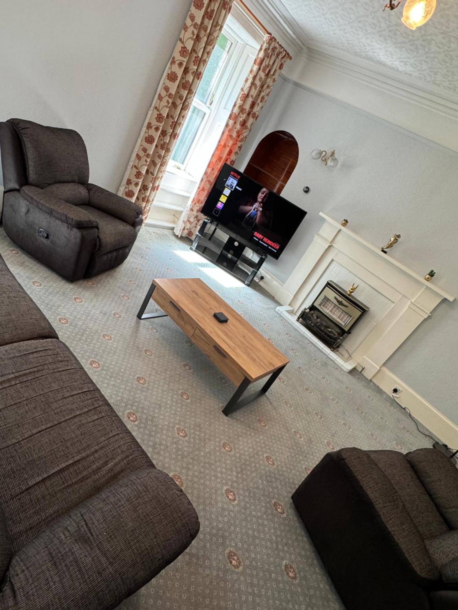 4 Bed Harbour House Apartment Wick  Bagian luar foto